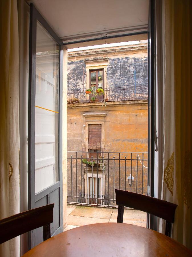 Apartamento Dimora Pacini Catania Exterior foto